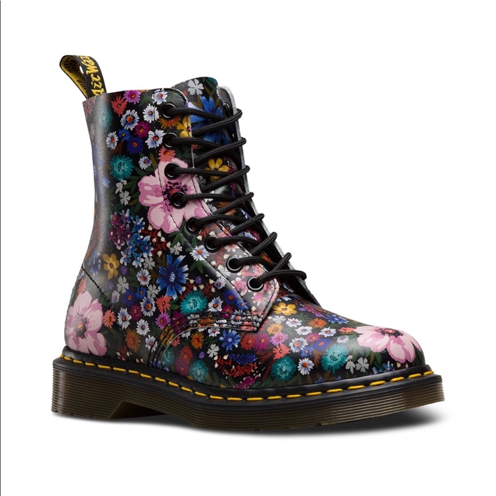 Dr. Martens Pascal Wanderlust Boots